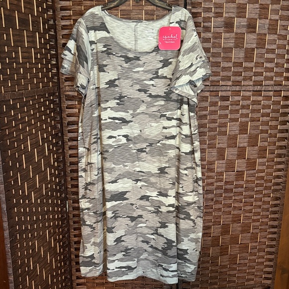 Isabel Maternity by Ingrid & Isabel Dresses & Skirts - Isabel Maternity by Ingrid & Isabel Gray Camouflage Short Sleeve Midi Dress